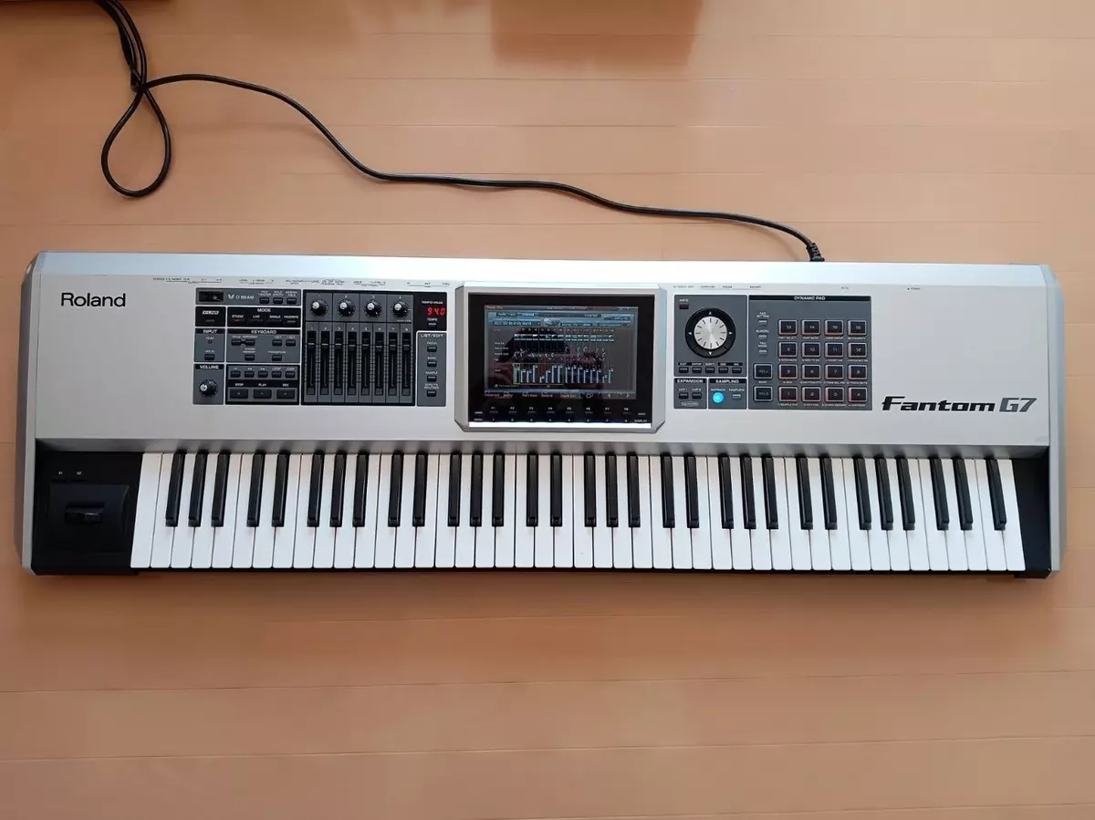 Roland Fantom G7 76-keys Workstation Synthesizer Excellent From Japan Roland Fantom G7 76-keys Workstation Synthesizer Excellent From Japan