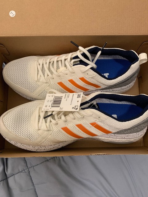 adidas adizero tempo 4