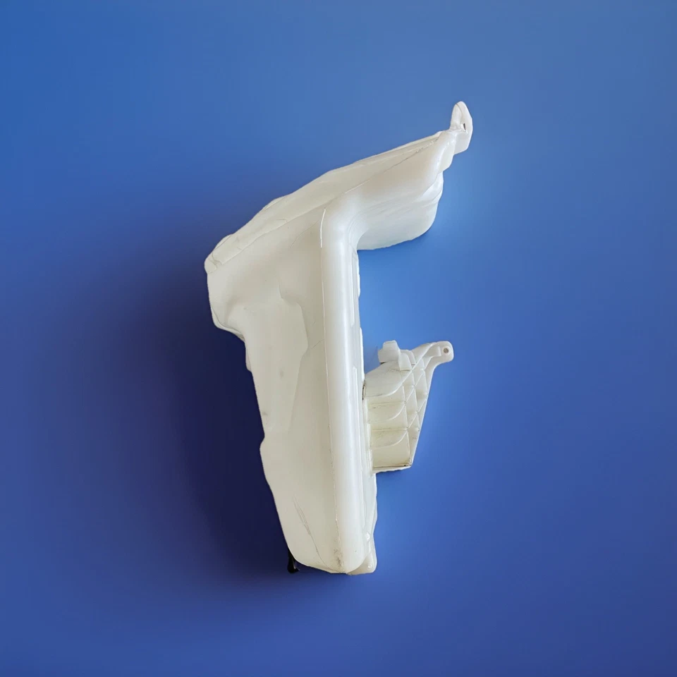 11-13 沃尔沃 C30/C70 挡风玻璃洗衣机液库 - 31333484 — 第 2/4 张图片