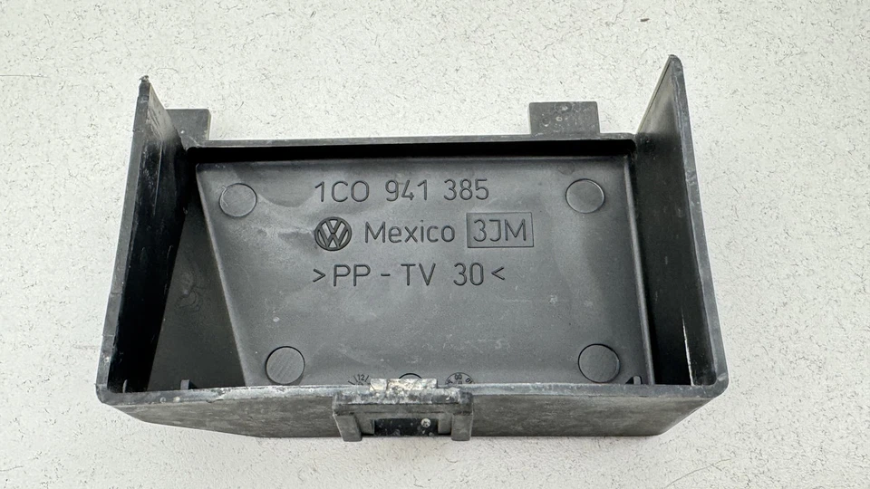 Volkswagen Beetle 1998-2005 debajo del capó bahía del motor relé caja cubierta OEM #1C0941385 Foto 2 de 4