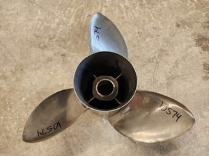 ステンレスプロペラ QUICKSILVER MIRAGE Mercury Mirageplus.jpg