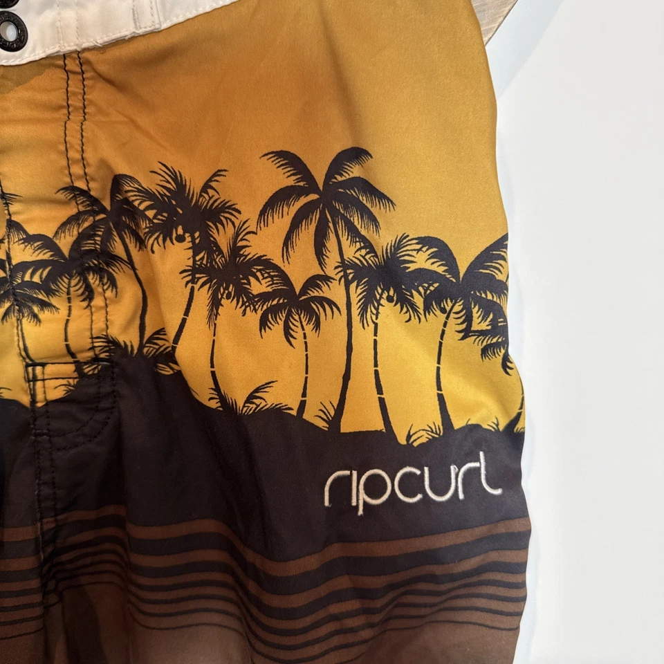 Ripcurl Men's Board Shorts Palm Trees Size 32 Black/Tan Surf Swim Trunks EUC - Image 2 of 4