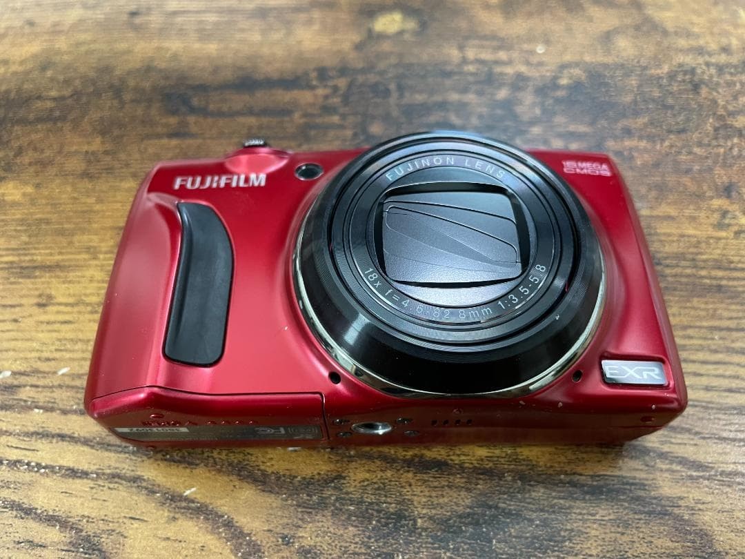 FUJIFILM FINEPIX F820 EXR 16MP Digital Camera Red [EXC++] From