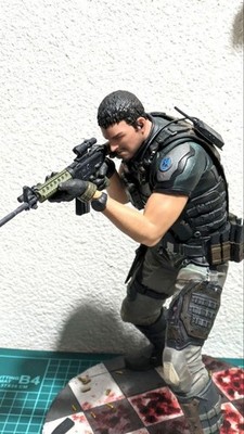 クリス BIOHAZARD: VENDETTA リニューアル版 フィギュア Amazon.com: BIOHAZARD: VENDETTA ARTFX Chris Redfield Renewal