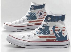 converse avec drapeau