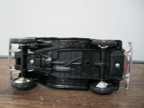 COLLECTIBLE ERTL DIE-CAST '32 FORD PANEL DELIVERY Wagon BANK ANHEUSER BUSCH - Bild 5 von 5