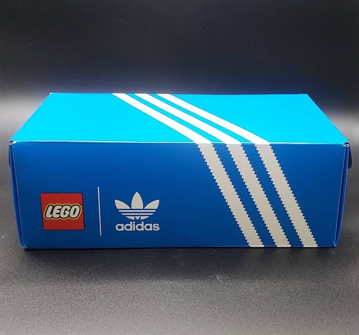 adidas gazelle silver green womens Certified Used Set 10282 LEGO Adidas Originals Superstar main image 0