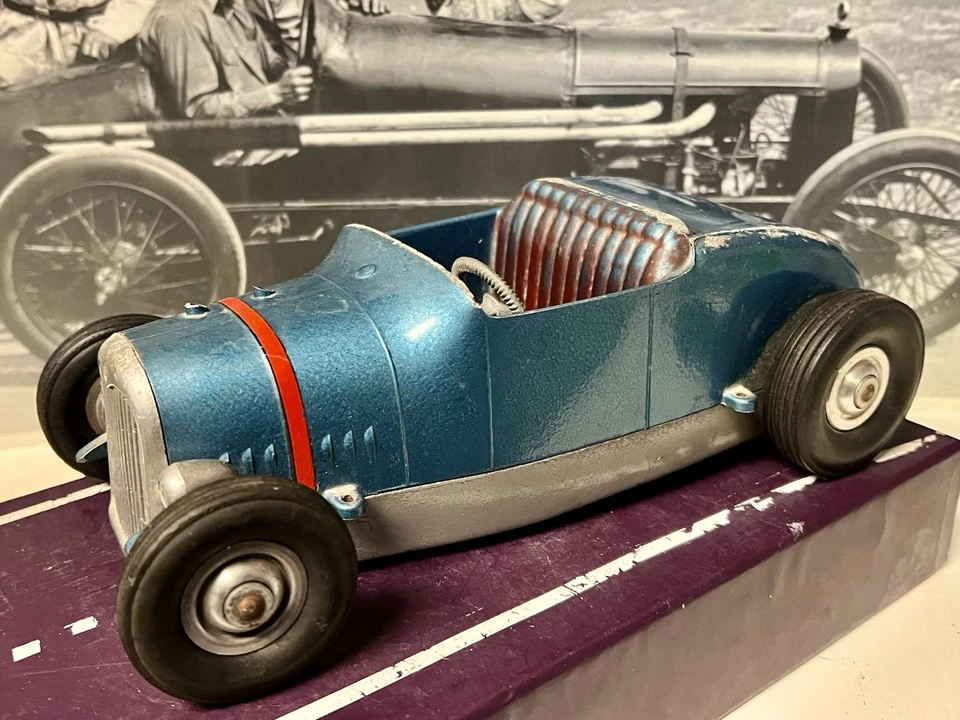 VINTAGE 1950's BLUE & SILVER ALL AMERICAN HOTROD TETHER CAR COMPLETE ORIGINAL! - Image 3 of 4