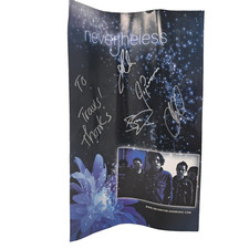 Póster NeverTheLess Christian Rock Band 17" X 11" firmado