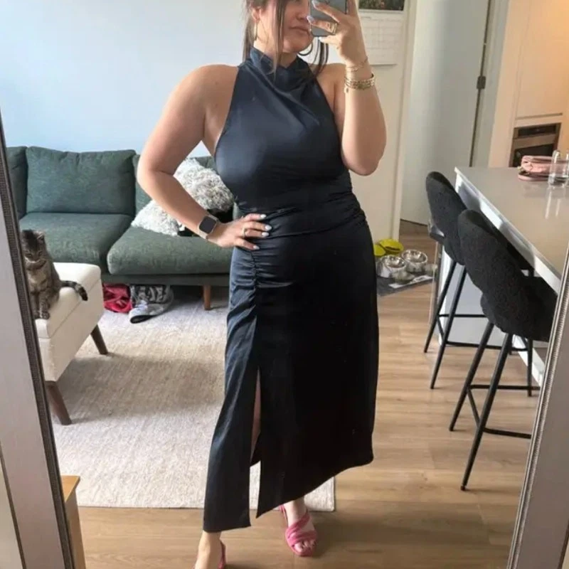 A.L.C. Vestido Halter Azul Satinado Talla 8 Cóctel Asimétrico Acanalado Vestido Midi $500 Foto 4 de 4