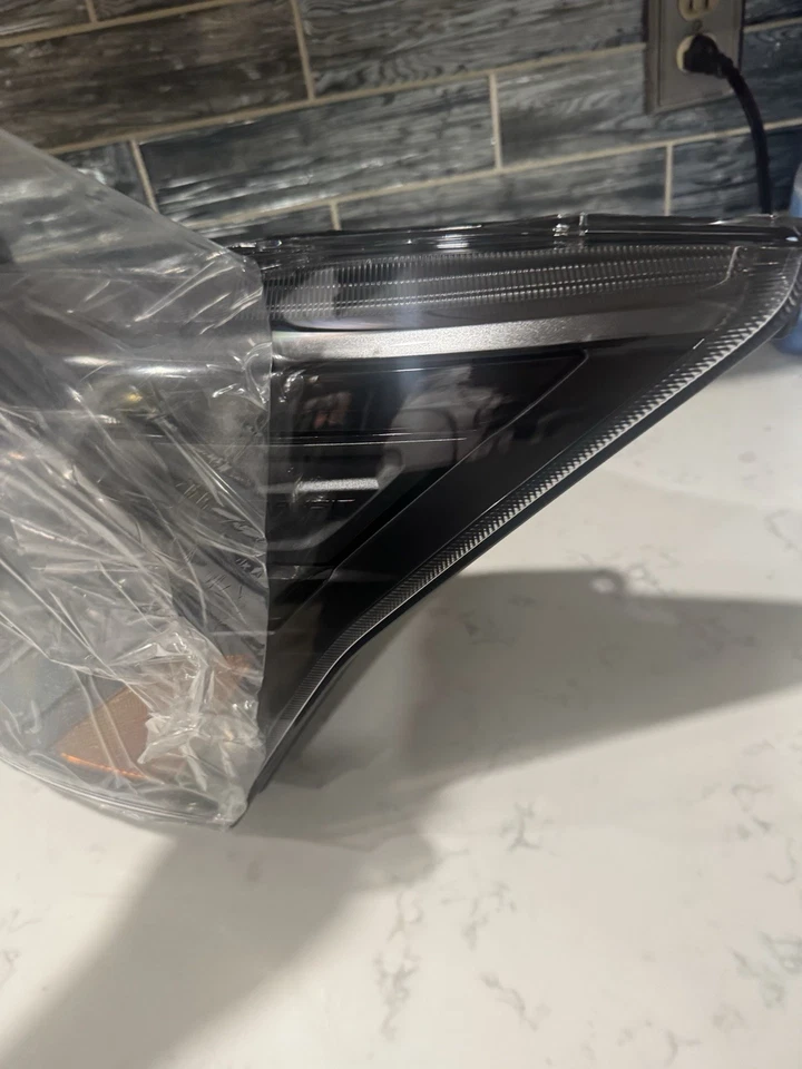 2020 - 2025 Ford Transit- 250 /350  Bi-Xenon Headlight DRIVER SIDE LH  Black - Image 2 of 4