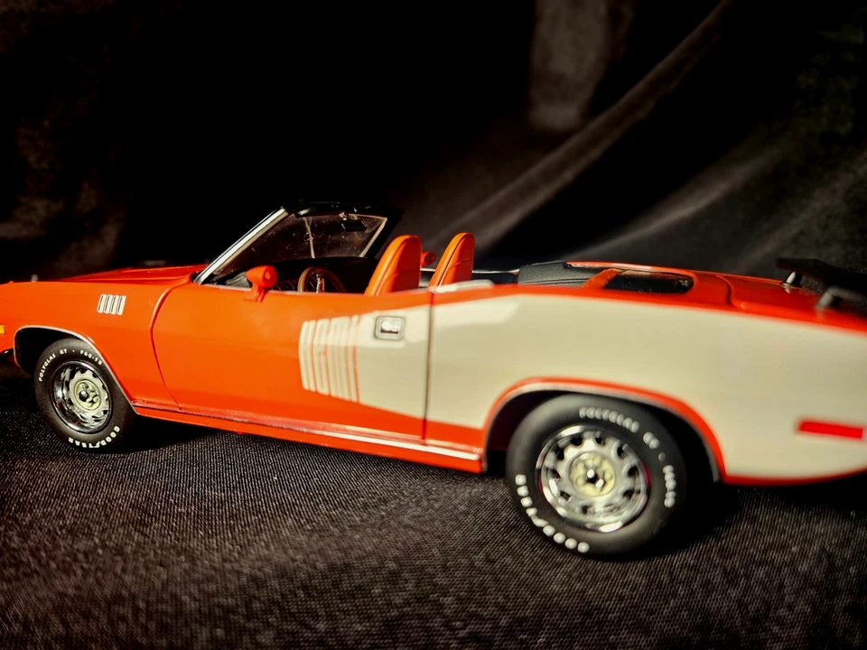 Franklin Mint 1971 Plymouth Hemi Cuda convertible naranja escala 1:24 Inv. #5034 Foto 2 de 4