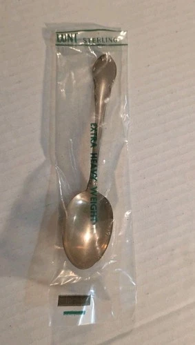 Vintage Lunt Modern Victorian Sterling Silver Teaspoon Spoon 6" Flatware