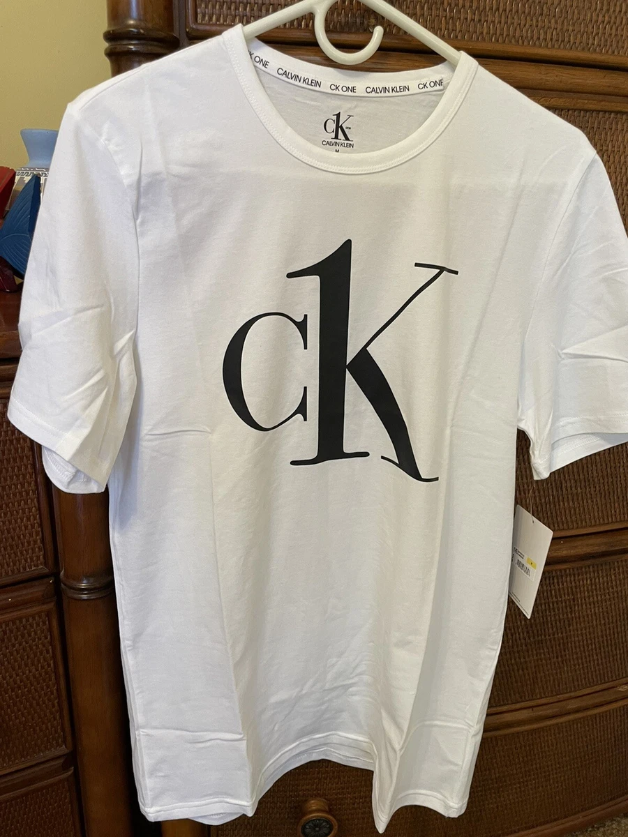 New Calvin Klein Men s CK ONE M Medium White Crewneck T Shirt Sleepwear S S NWT