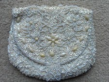 VINTAGE ANTIQUE BON SOIR WHITE PEARL BEAD  SEQUIN PURSE EVENING HANDBAG CLUTCH