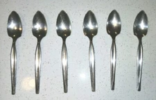 Wm Rogers MFG Co Set of 6 Vintage Serrated Fruit Grapefruit Spoon Rogers 6"