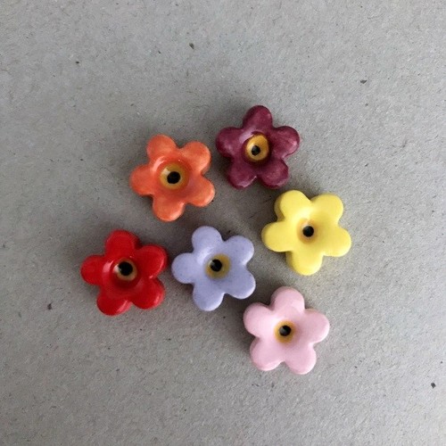 12mm Ceramic Flowers (x6) - Multicoloured ~ Mosaic Tile, Mosaic Inserts, Art,... - Picture 2 of 3