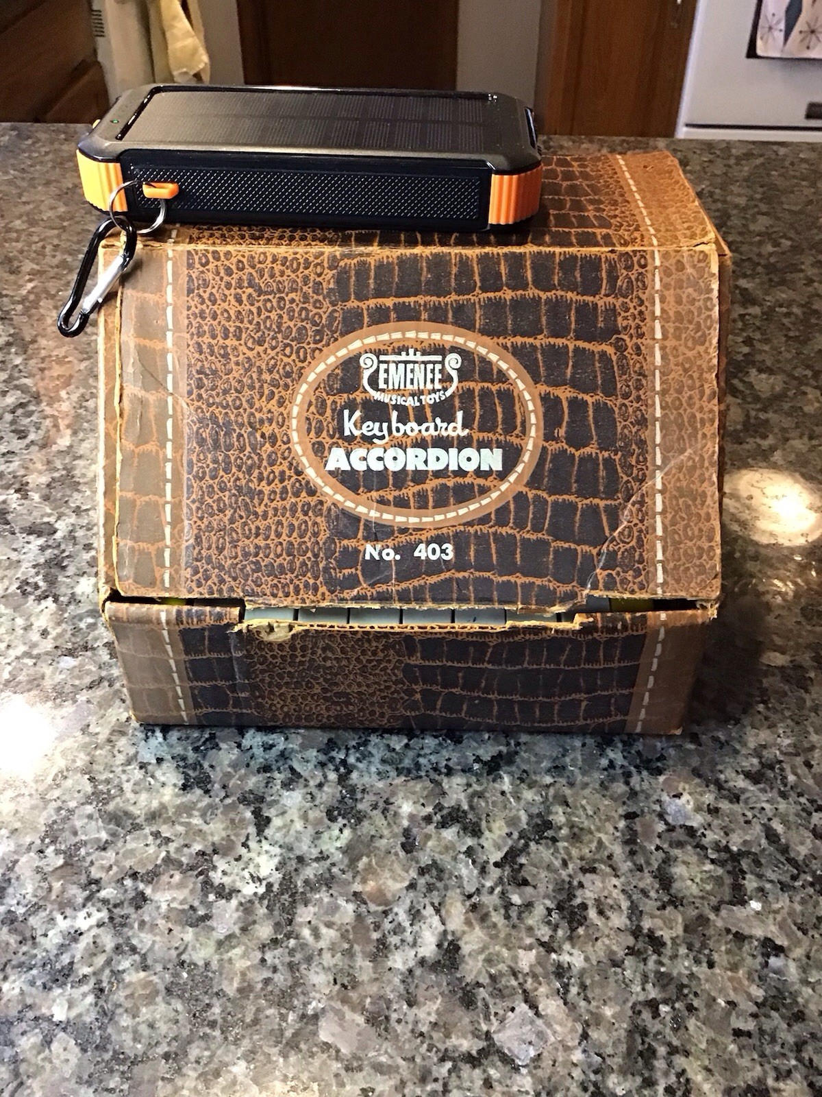 Picture 1 of 24