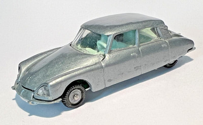 Majorette No. 13 Citroen DS 21 - Silver | eBay