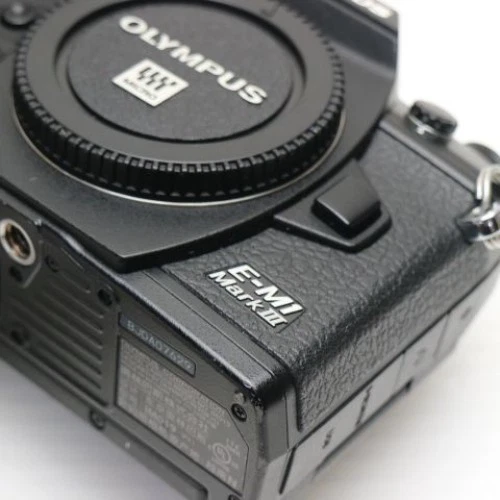 Olympus OM-D E-M1 Mark III Black Mirrorless Digital Camera Body MFT Micro 20.4MP - Image 3 of 4