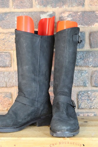 BLACK NUBUCK LEATHER PULL ON BIKER BOOTS SIZE 5 / 38 BY OVYE GOOD USED CON - Foto 6 di 10
