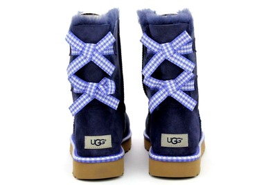navy blue bailey bow uggs