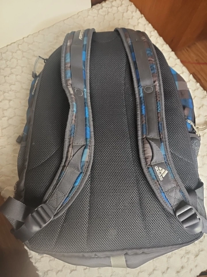 Mochila Adidas multicolorida unissex tamanho médio casual conforto logotipo escola - Imagem 2 de 4