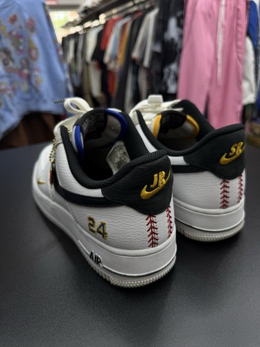Nike Air Force 1 Low Ken Griffey Jr. y Sr. Swingman DJ5192-100 Hombres Talla 9.5 - Imagen 9 de 15