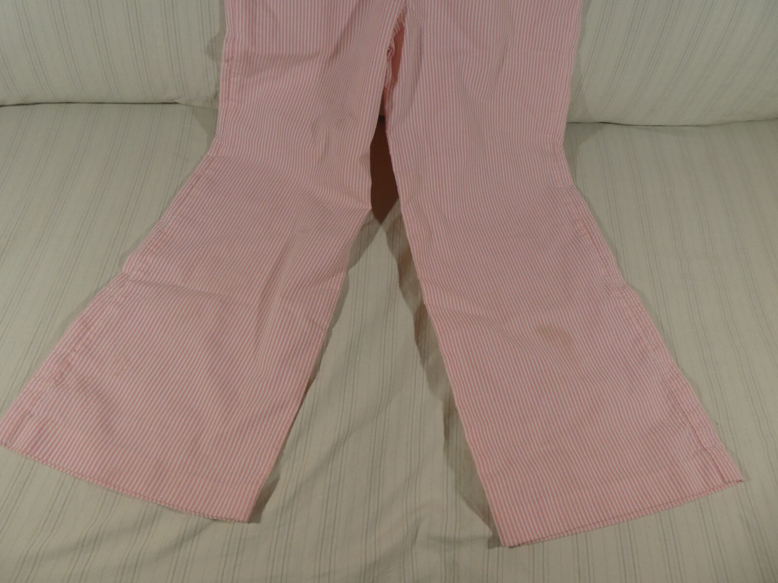 Picture 4 of 24