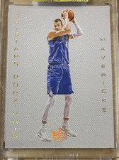 Kristaps Porzingis 2019-20 Panini Court Kings Blank Slate SSP Case Hit