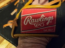 Rawlings Youth Baseball Glove Right Hand Throw RBG158BT Derek Jeter 9"