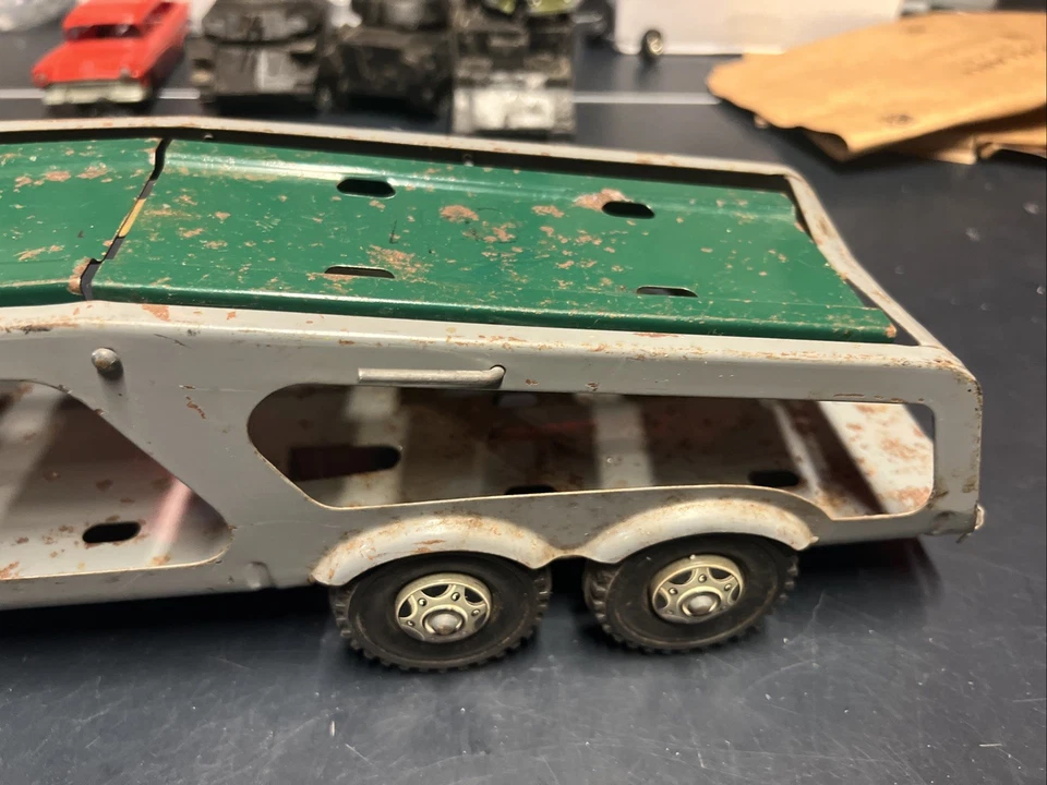 Marx Cross Country Auto Transport Car Carrier Trailer With Wyandotte Cab Truck - Image 4 of 4