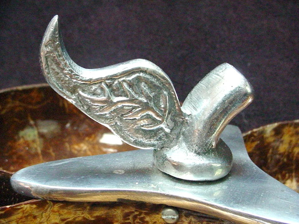 BANDEJA PARA SERVIR CON CÁSCARA DE COCO SECCIÓN DE 3 TAZONES NUECES DULCES BOCADILLOS REMATE DE HOJA DE METAL Foto 4 de 4