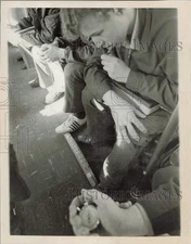 1971 Press Photo Wentworth Institute Students on Trolley Measure Velocity, MA