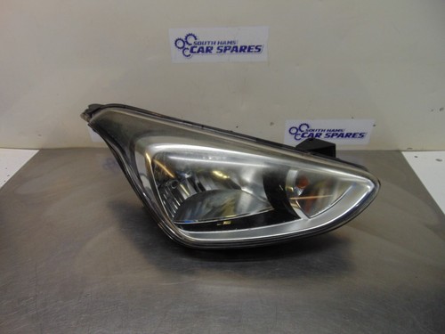 Hyundai I10 Headlight mk2 13-19 Drivers right front light + bulb holder