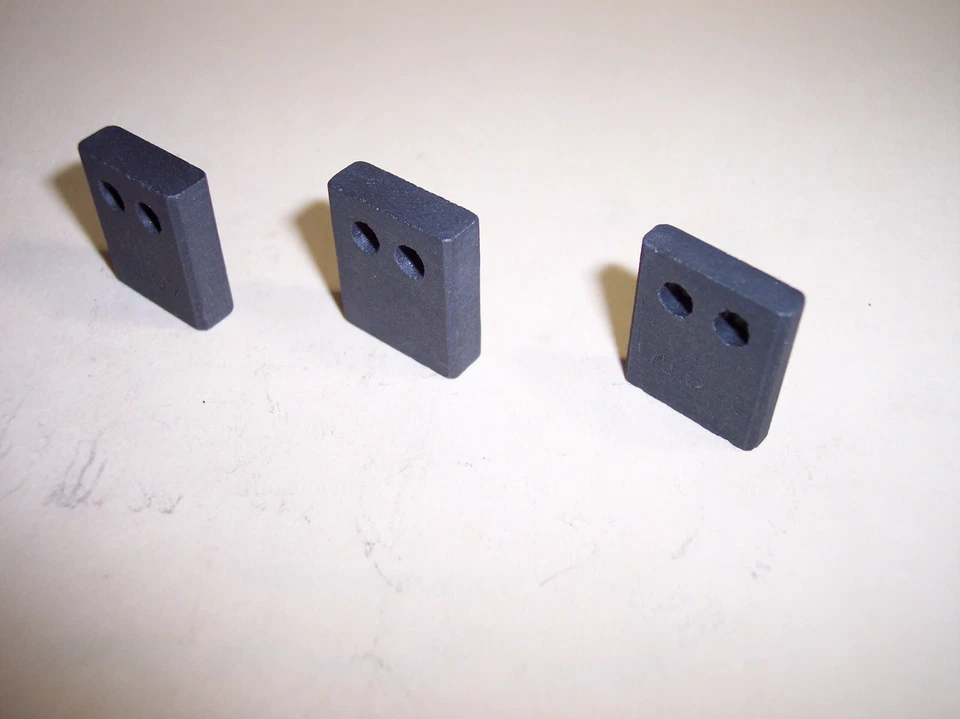 D107X GENERATOR BRUSH SET 35485, 35423  OLDS, NASH,STUTZ,MOON,DAVIS AND MORE - Imagem 3 de 4