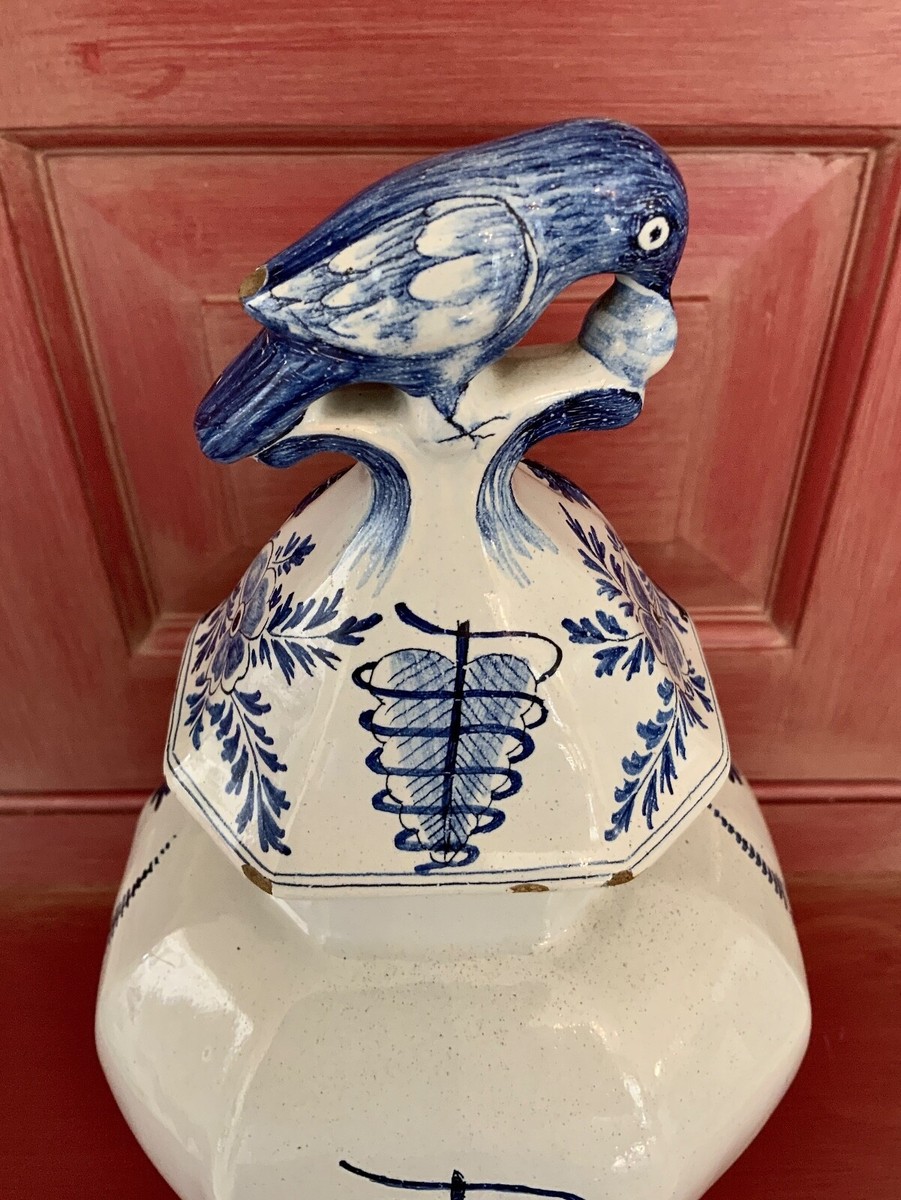 Makkum Tichelaar Delft Blue Lidded Urn c. 1880-1895 Windmill