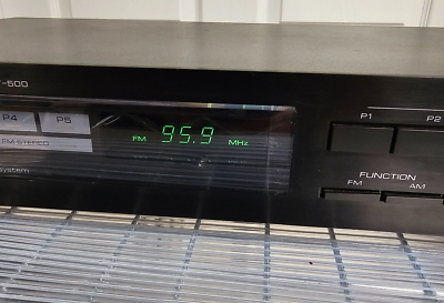 ラジオ・コンポ YAMAHA T-500 AM/FM K-05 A-500 Yamaha T-500 AM/FM Stereo Tuner | Natural Sound | Japan | T500