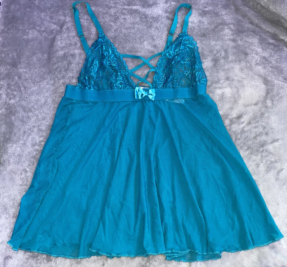 Lencería Leg Avenue verde azulado poliéster/spandex con ribete de encaje talla pequeña Foto 3 de 4