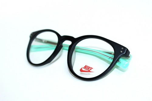 BRANDNEU NIKE 3KD 001 MATTSCHWARZ GRÜN LEUCHTEN AUTHENTISCHE KINDER RX BRILLE 46 MM - Bild 6 von 8