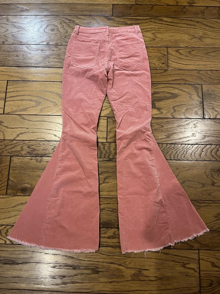 Pantalones de mujer Saints & Hearts albaricoque pana acampanados campana talla M 26/34 Foto 3 de 4