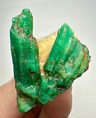 155 Ct WOW!! Top Green Panjshir Emerald Huge Crystals On Matrix @Afghanistan