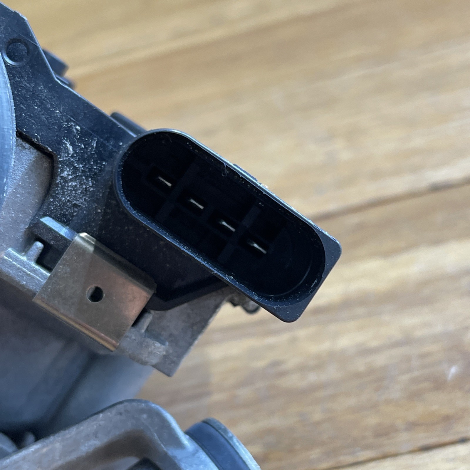 2017-2023 Audi R8 4S Plus Front Windshield Wiper Motor 18k Miles 4S1955023B OEM