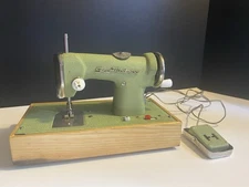 Sew Mistress Mini Sewing Machine