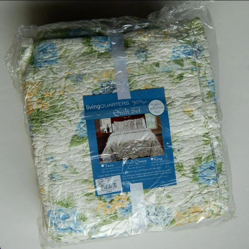 JUEGO DE 4 PIEZAS DE COLCHAS FLORALES KING PARA SALA DE ESTAR CON BOLSO DE VIAJE ¡NUEVO! Foto 4 de 4