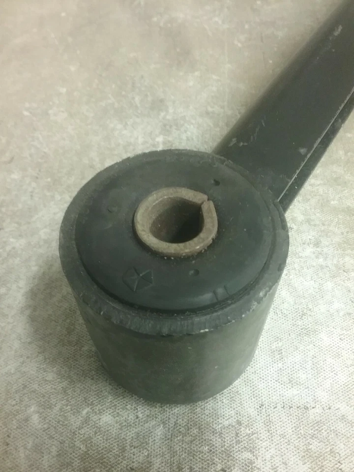 4582534 Mopar LINK, cuerpo de arrastre a nudillo Foto 2 de 2