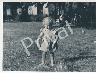 Foto WKII 17. Panzerdivision Namur spielendes Kind Belgien Belgique A1.90   