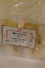 Cable Matters 2-Way Coaxial Splitter 5MHz - 2.4GHz Brand New in Unopened Package