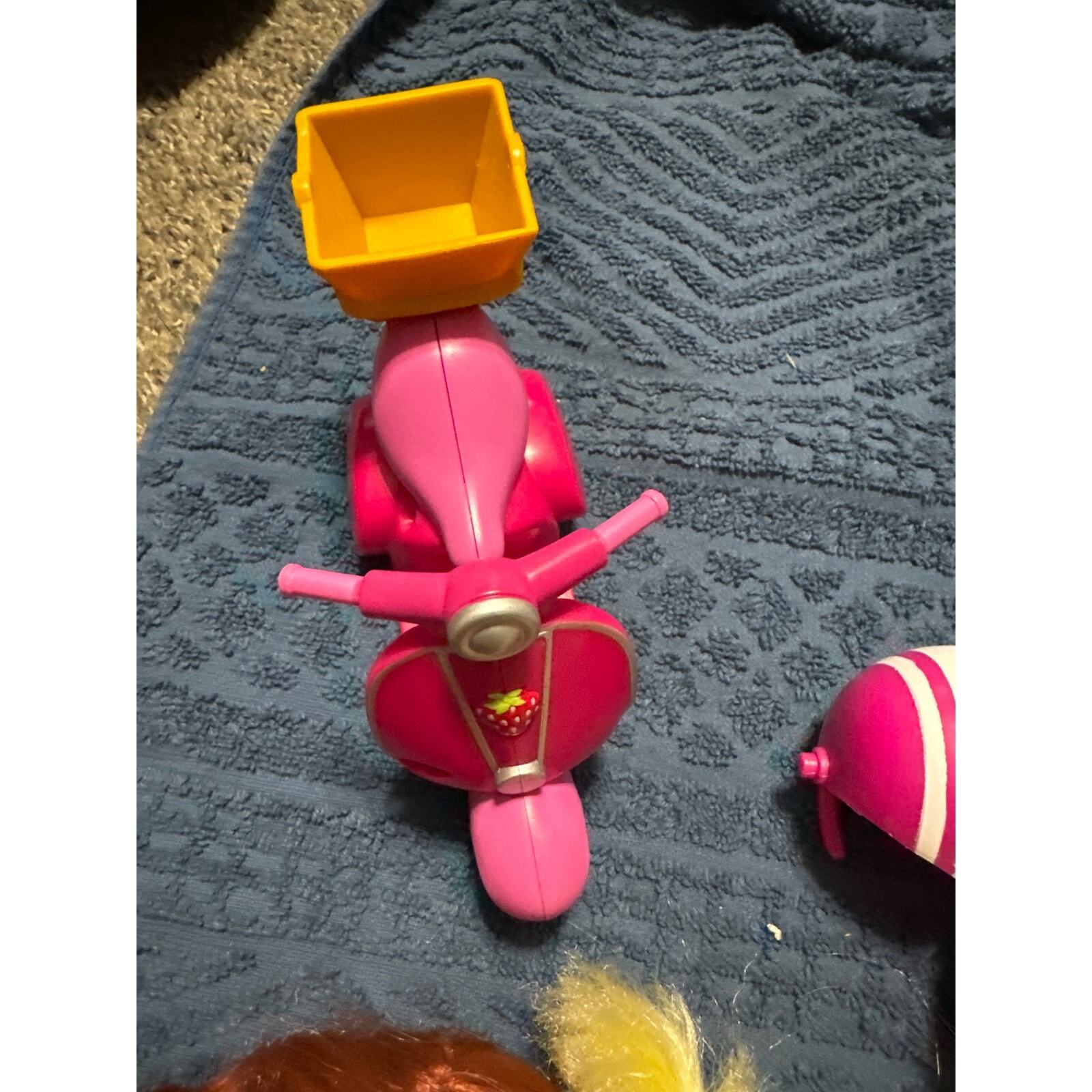 Picture 2 of 4
