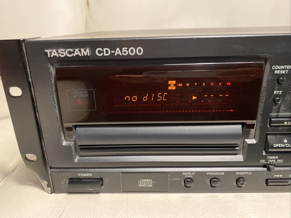 TASCAM CD-A500 CD-Player + Kassettenrekorder - geprüft vom Händler - Bild 2 von 4